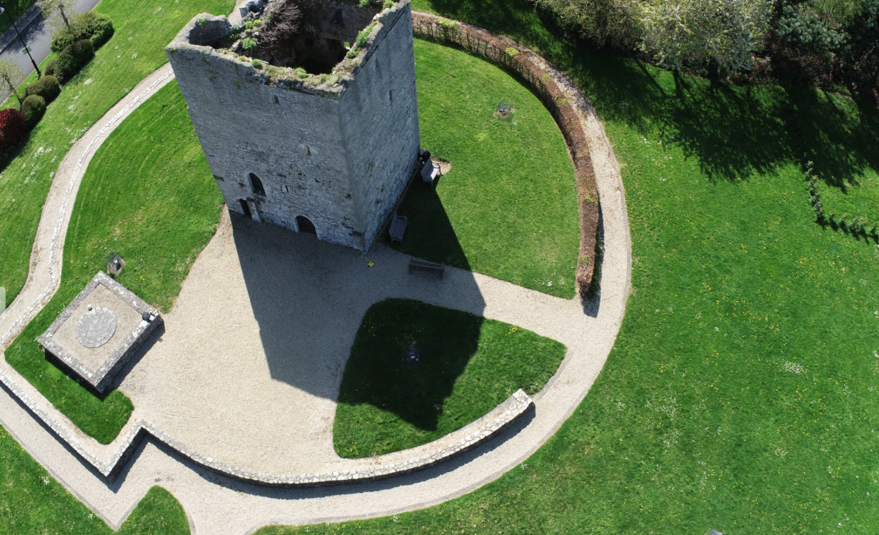 Corr Castle, Ireland
